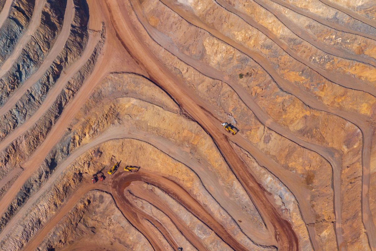 Bergbau-Tagebau-Rohstoffe-Mining